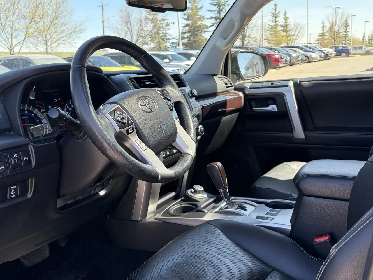 Toyota 4-Runner снимка Toyota 4-Runner