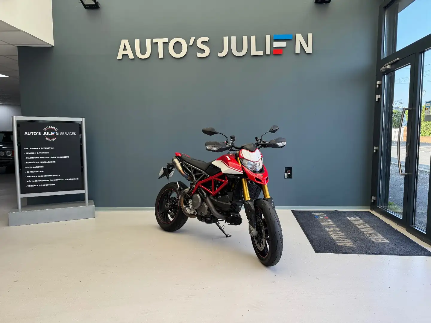 Ducati Hypermotard 950 950 SP Rot - 1
