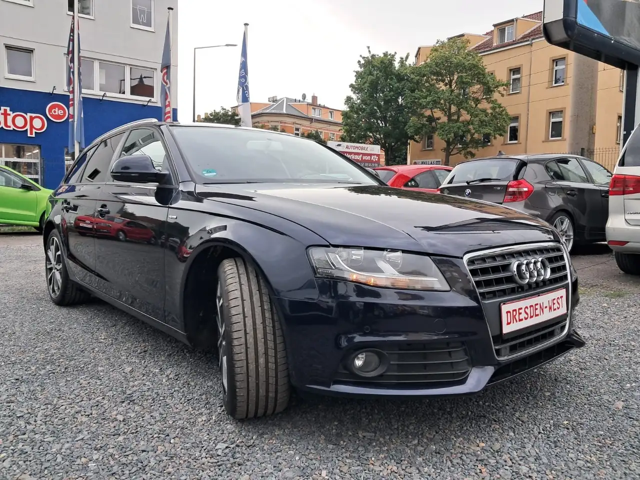 Audi A4 Avant Attraction AUTOMATIK — photo 1 of 15