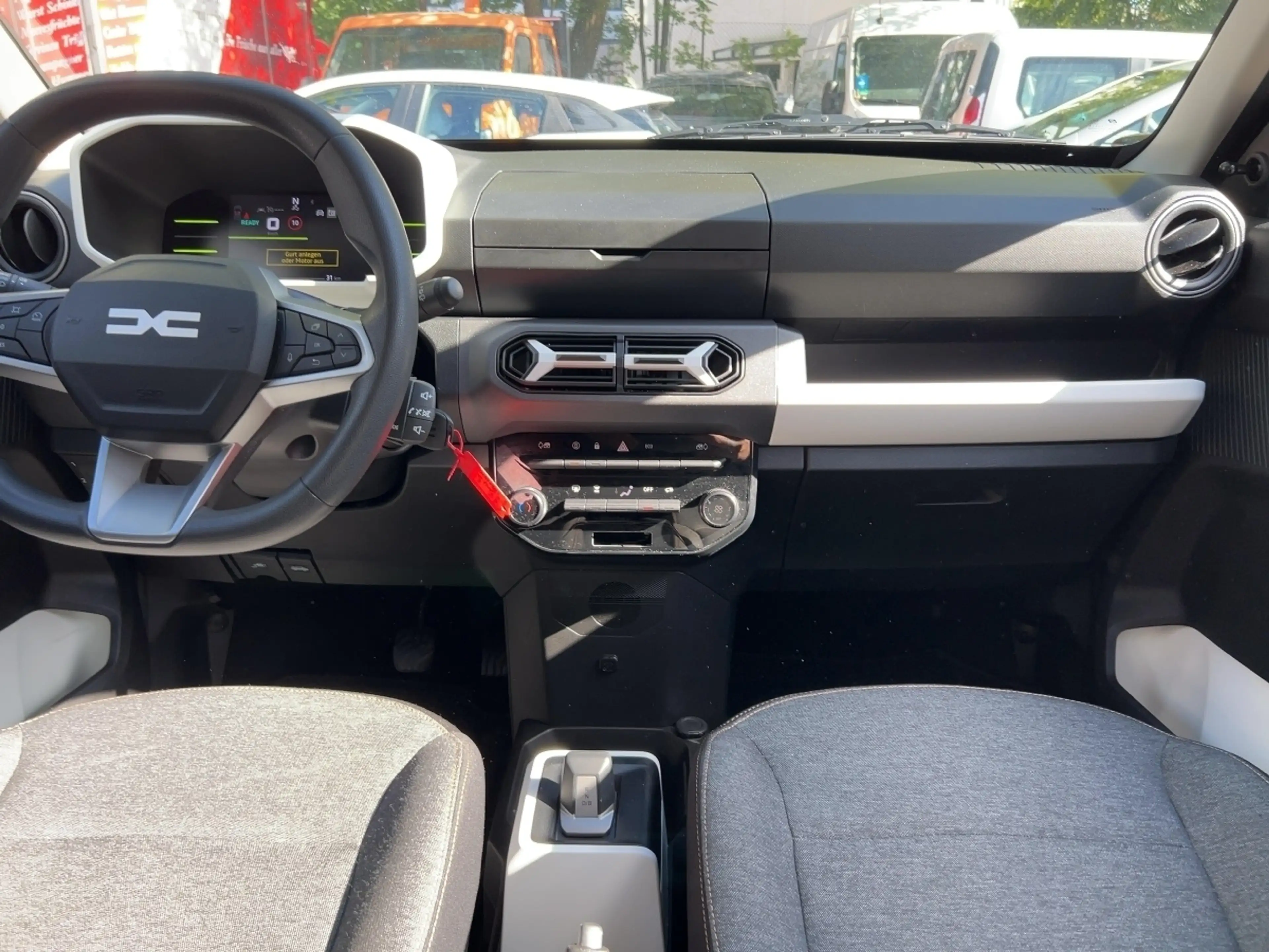 Dacia Spring Essential ELECTRIC 45 - PDC LED-Tagfahrlicht Tagfahrlicht — photo 12