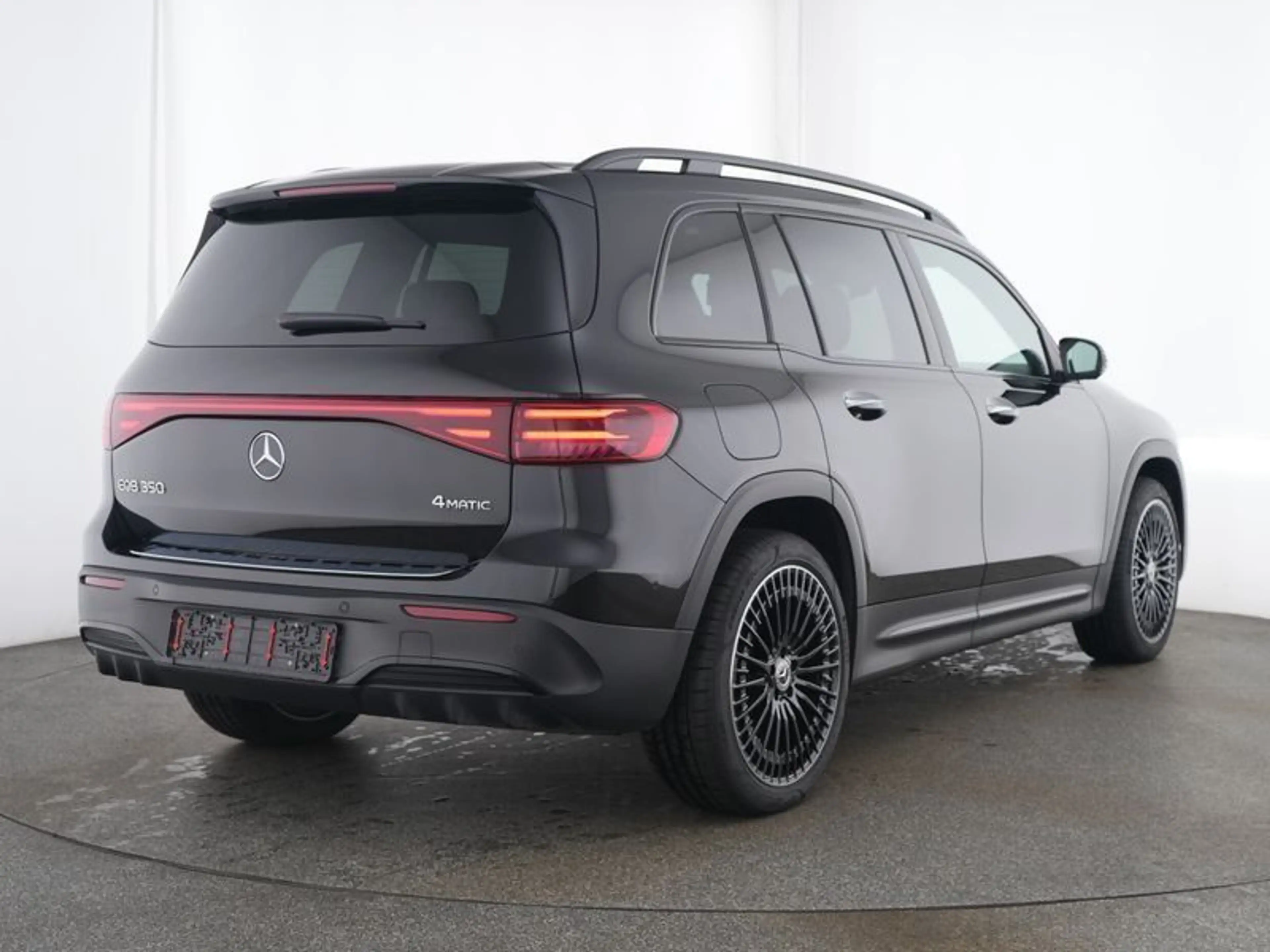 Mercedes-Benz EQB 350 4M AMG-PREMIUM NIGHT FAP AHK PANO MEMORY — photo 3