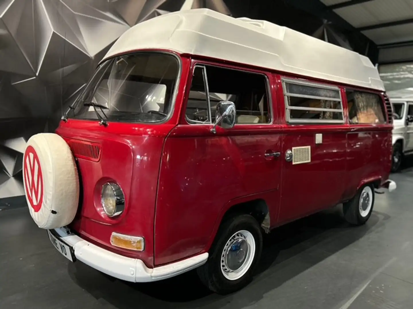 Volkswagen T2 T2 T2A 1600 Czerwony - 1