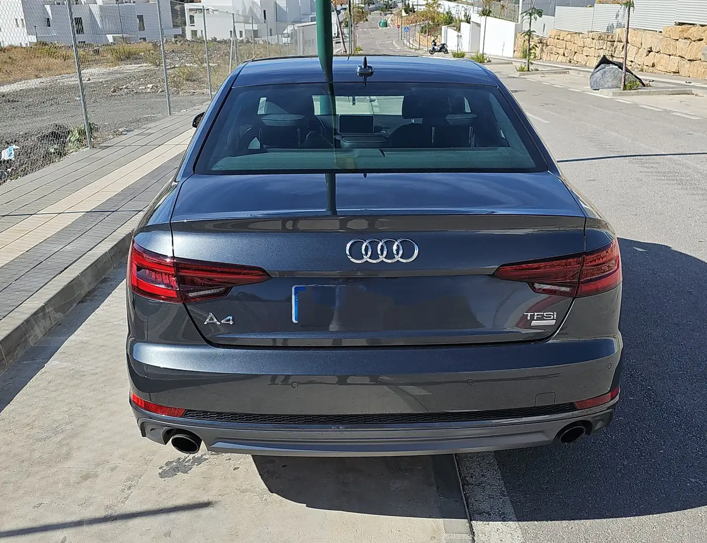 Audi A4 2.0 TFSI S line edition tronic 140kW - 2