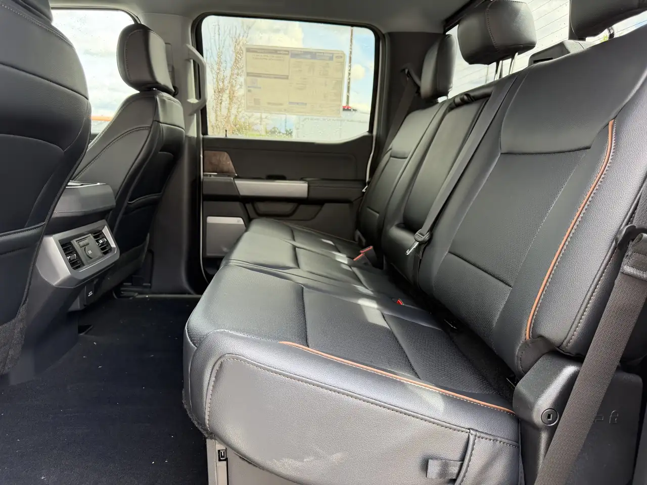 Ford F 350 photo Ford F 350