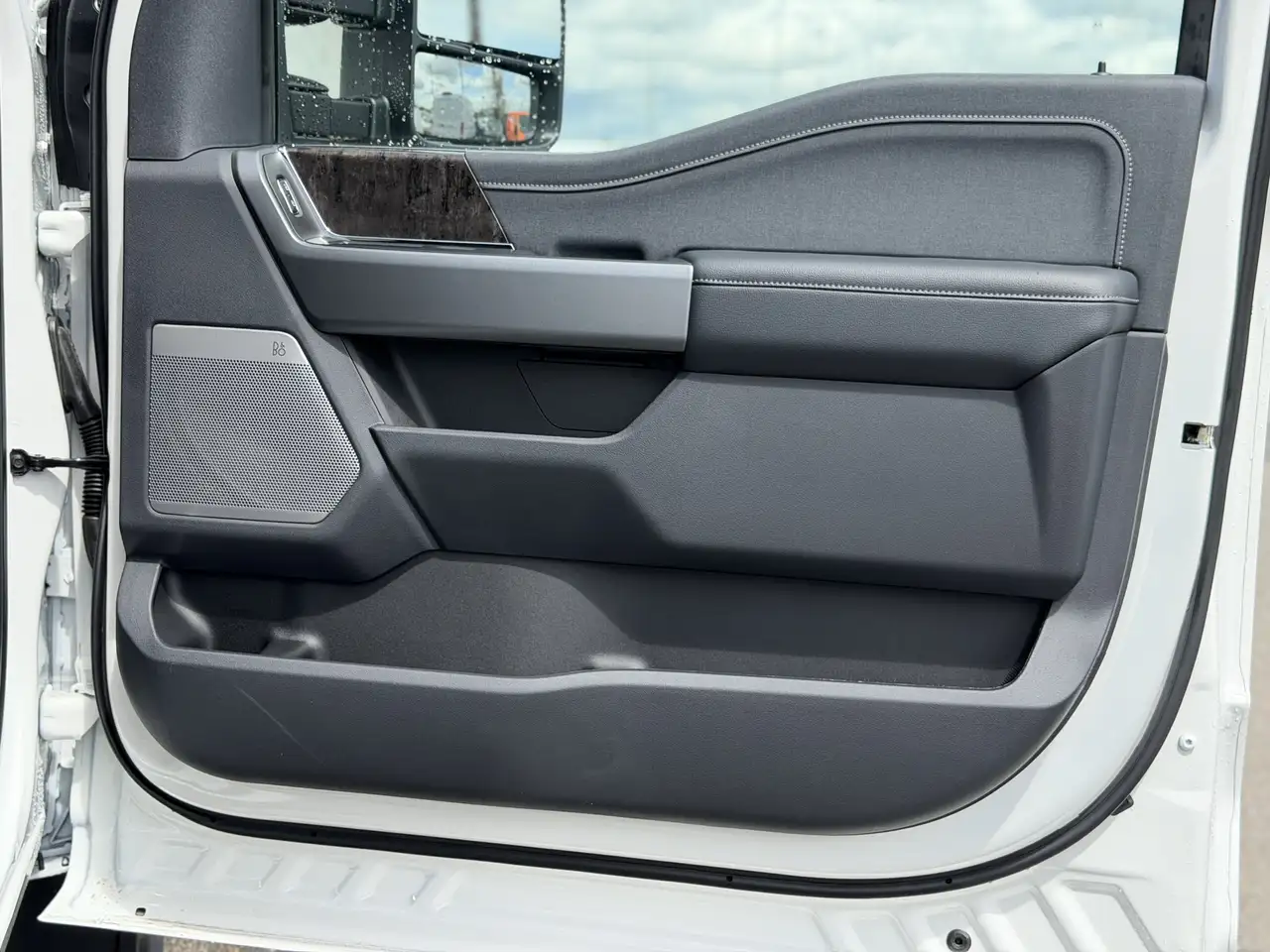Ford F 350 photo Ford F 350