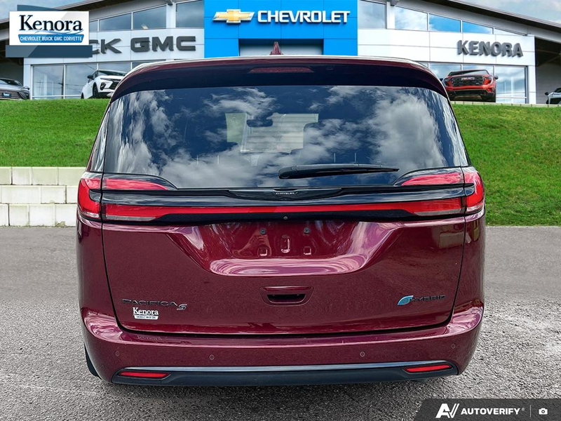 2022 Chrysler Pacifica Limited — снимка 1