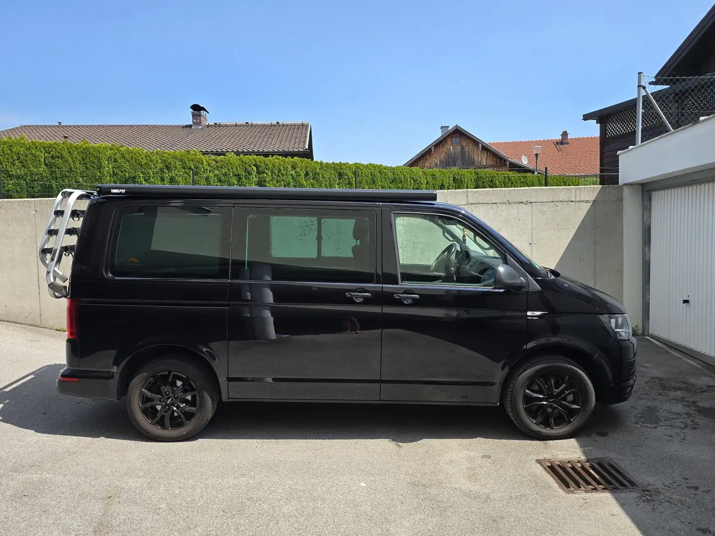 Volkswagen T6 Multivan Comfortline 2,0 TDI BMT DSG - 1