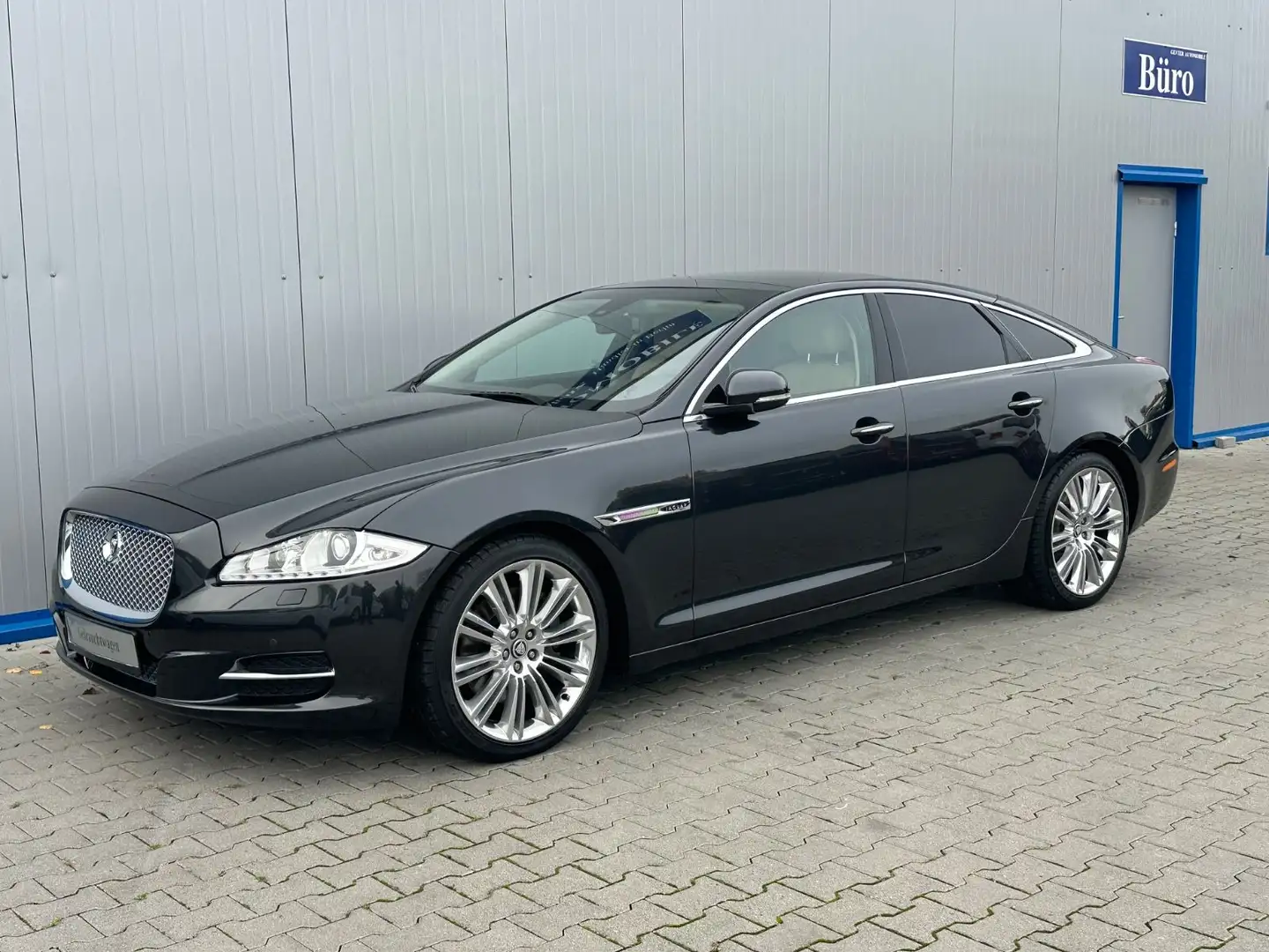 Jaguar XJ Premium Luxury PANO KAMERA KEYLESS-GO Gris - 1