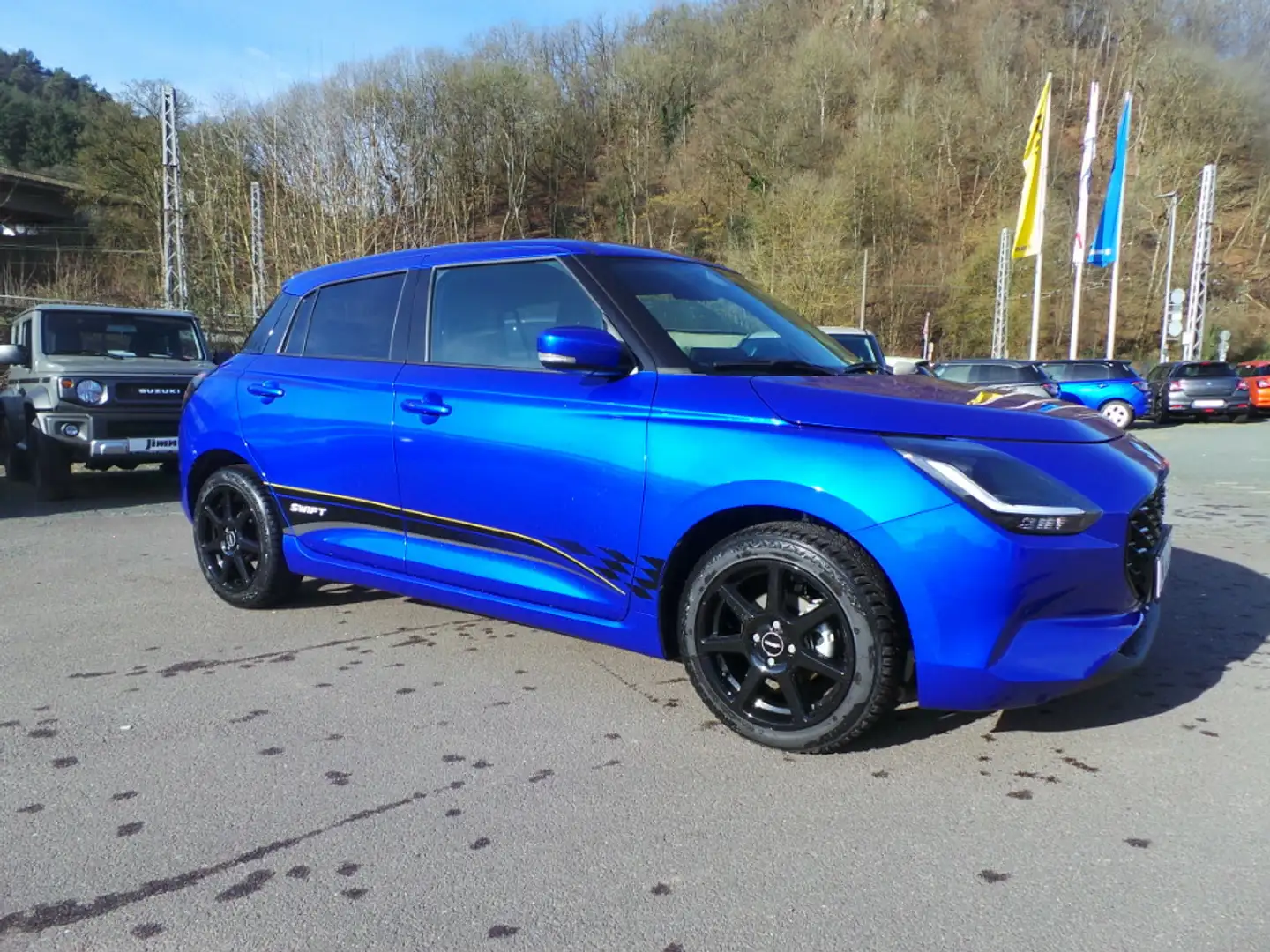 Suzuki Swift 1.2 Dualjet Hybrid 61 kW Comfort+ Blau - 2