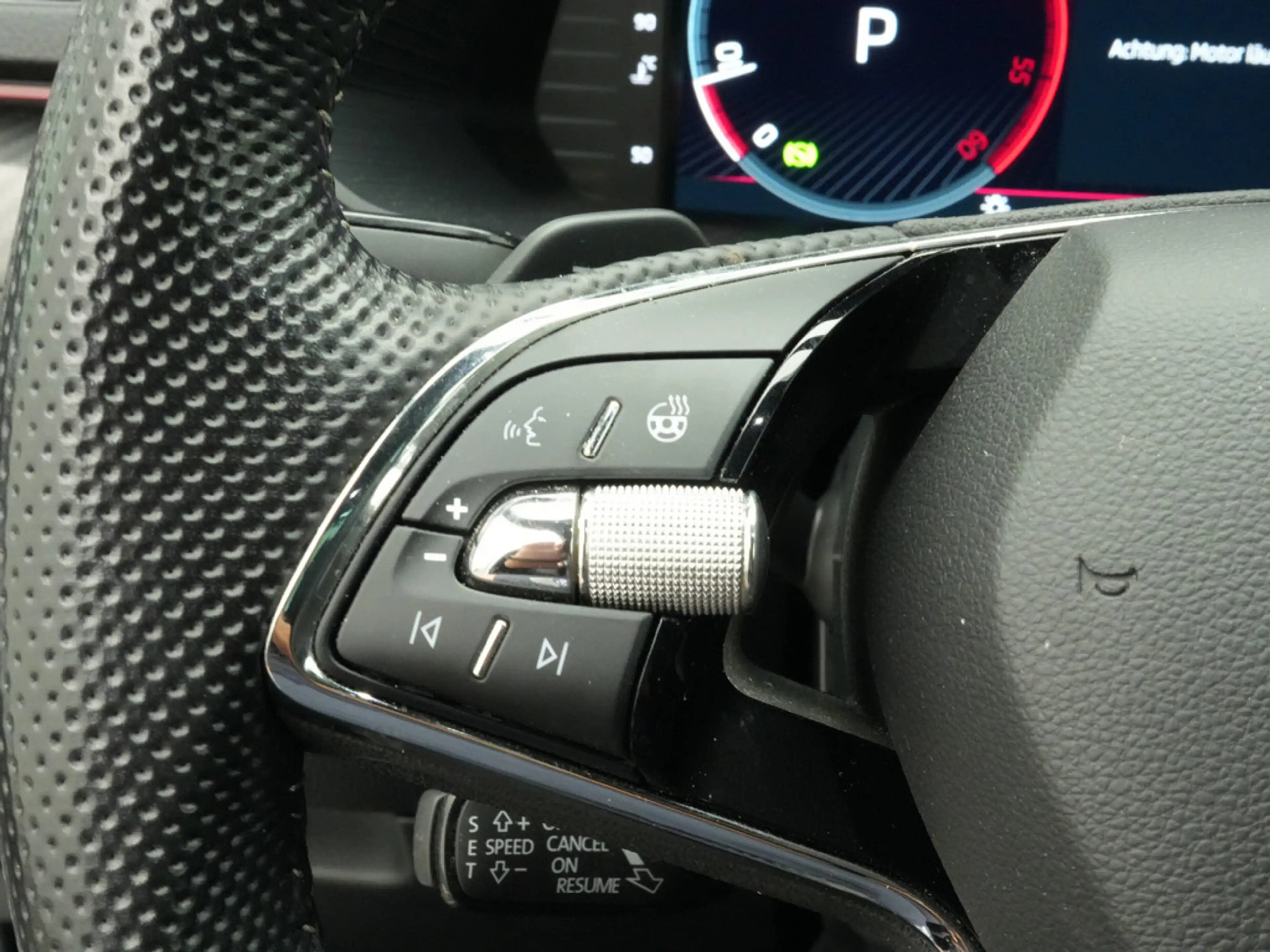 Skoda Superb Combi Sportline ACC PANO 360° MEMORY KAM — photo 8