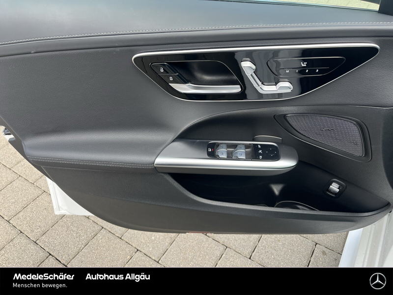 Mercedes-Benz C 220 C 220 d AMG Premium Distronic Memory D-Light 360 — photo 9