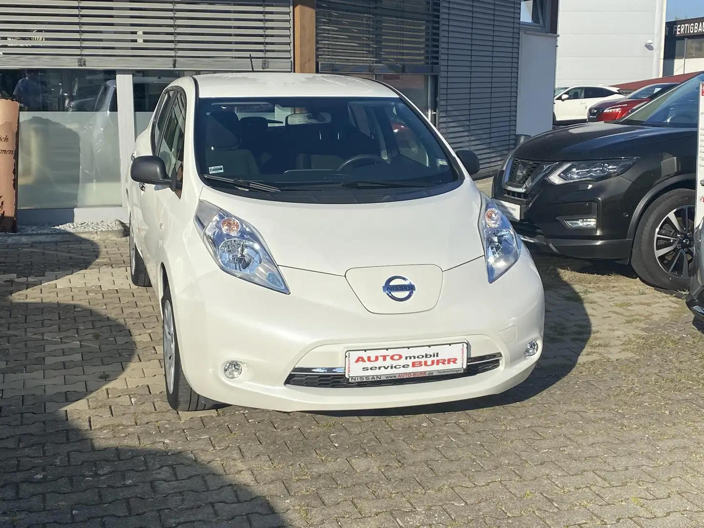 Nissan Leaf Visia Klima inkl Batterie 80 kW (109 PS), Autom... Weiß - 2