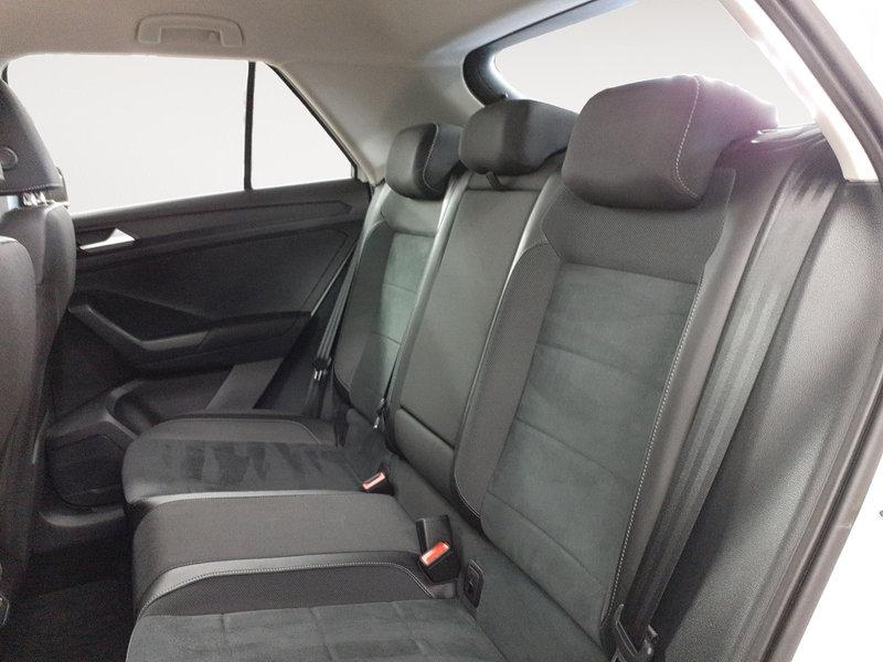 Volkswagen T-Roc 1.5 TSI Style ACC*LED*Alu*Navi*DSG* — photo 9