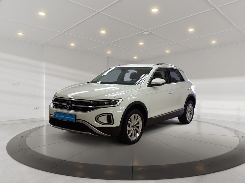 Volkswagen T-Roc 1.5 TSI Style ACC*LED*Alu*Navi*DSG* — photo 2