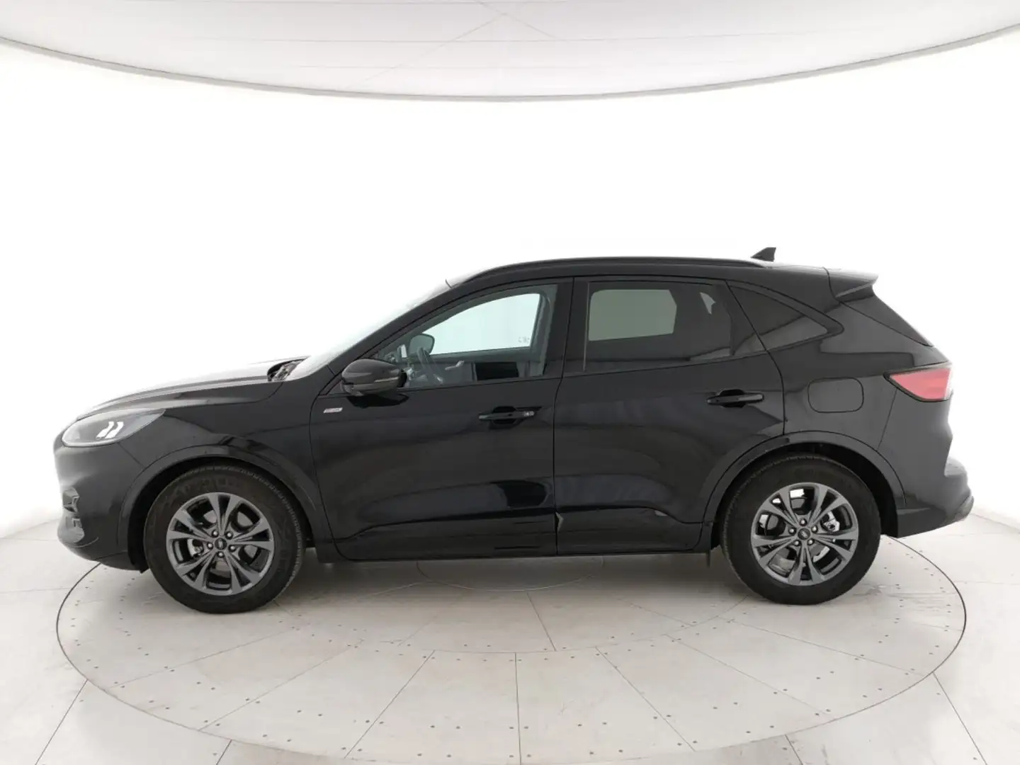 Ford Kuga 1.5 ecoblue ST-Line X 2wd 120cv Schwarz - 2