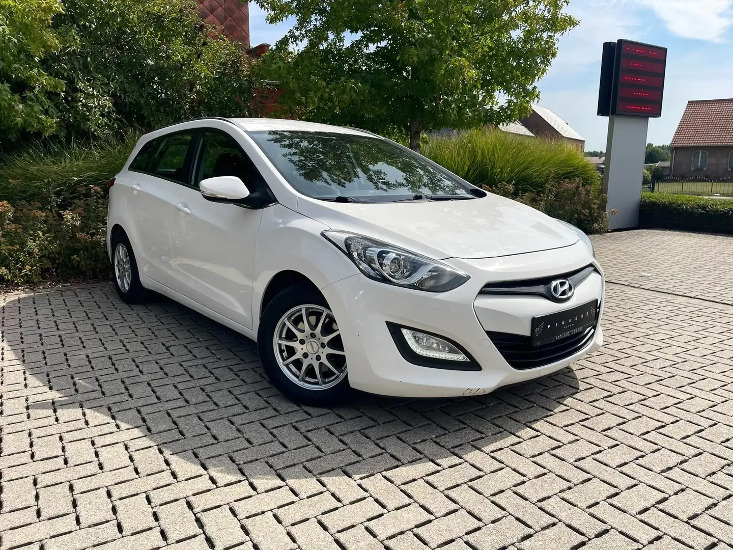 Hyundai i30 - 2013/230.000km/Euro 5 - AUTOMAAT Blanc - 2