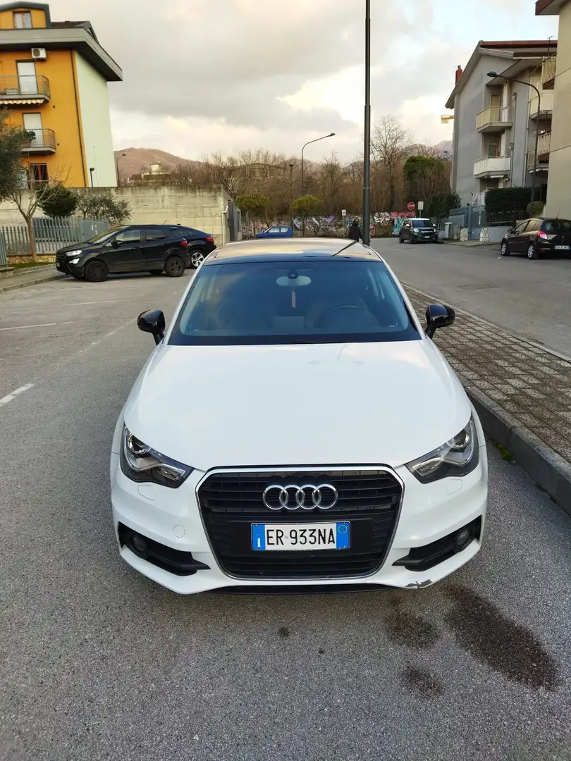 Audi A1 1.6 tdi Admired s-tronic Fekete - 1