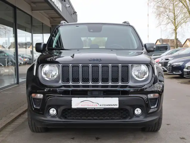 Jeep Renegade view 4