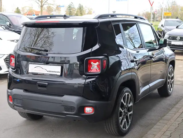 Jeep Renegade view 10