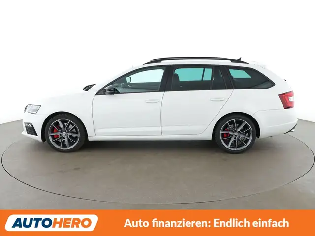 Skoda Octavia view 3