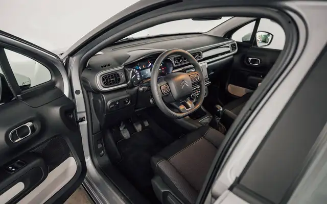 Citroen C3 view 11