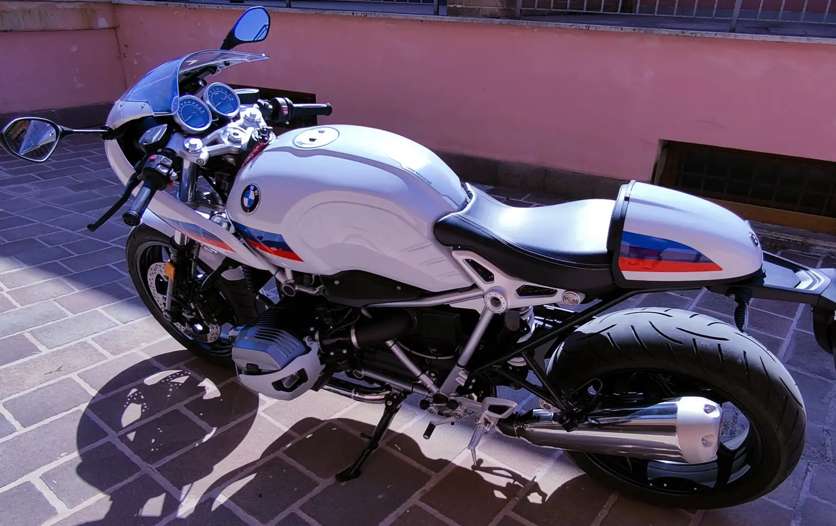 BMW R nineT Racer Blanc - 2