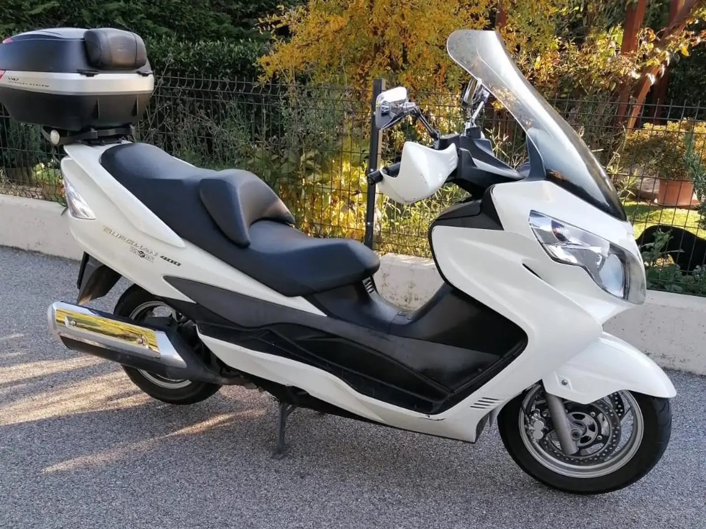 Suzuki Burgman 400 Blanc - 2