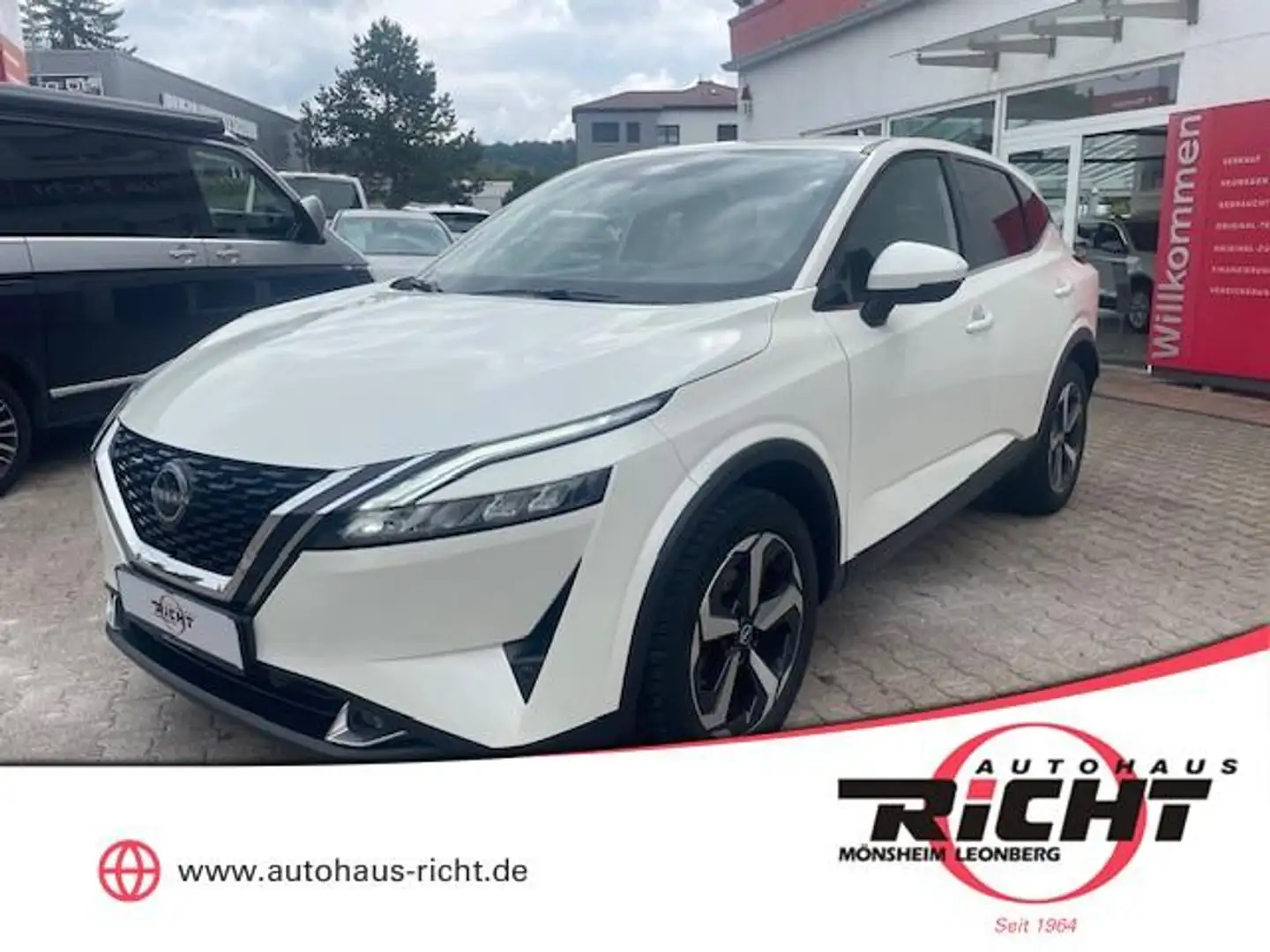 Nissan Qashqai 1.3 DIG-T N-Connecta Navi LED Kamera LHZ Blanc - 1