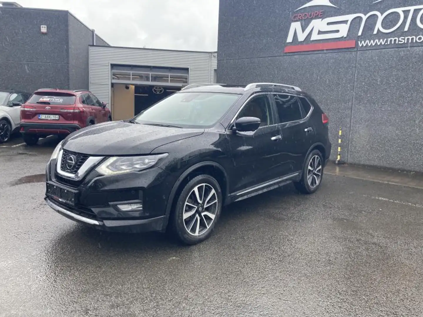 Nissan X-Trail 1.7D 2WD MT MY19,5 TEKNA+ Prem Black - 1