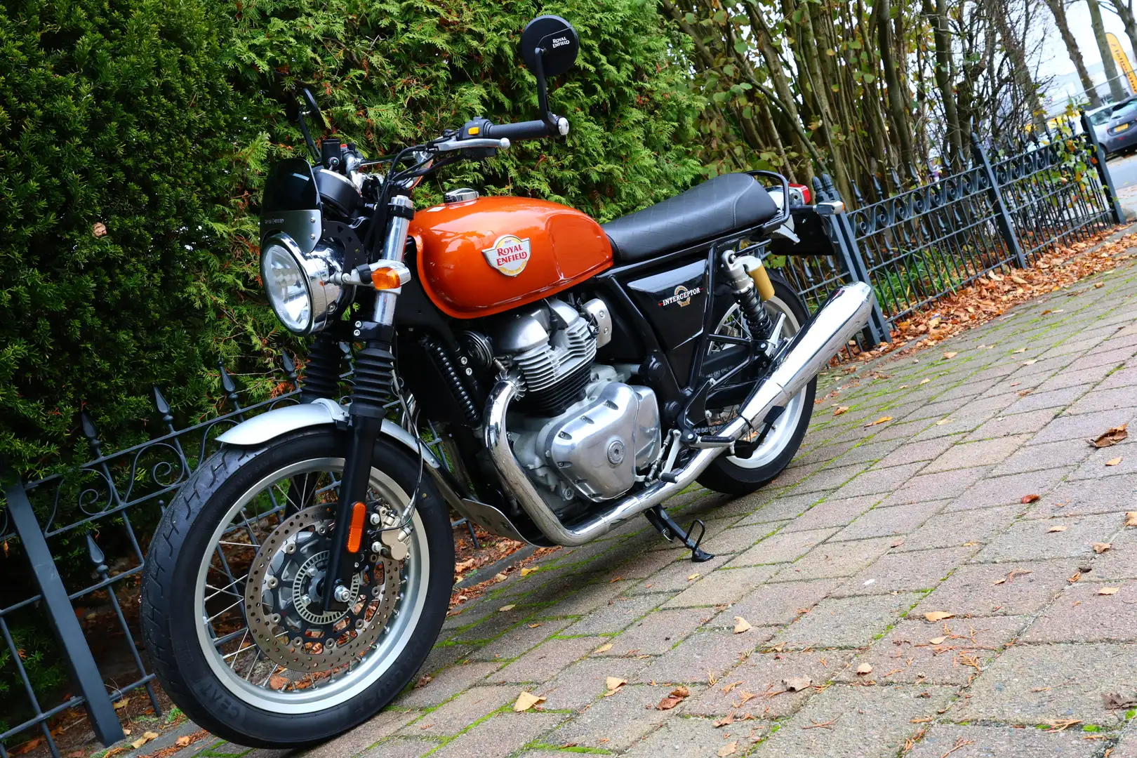 Royal Enfield Interceptor INT 650 TWIN ABS Naranja - 2
