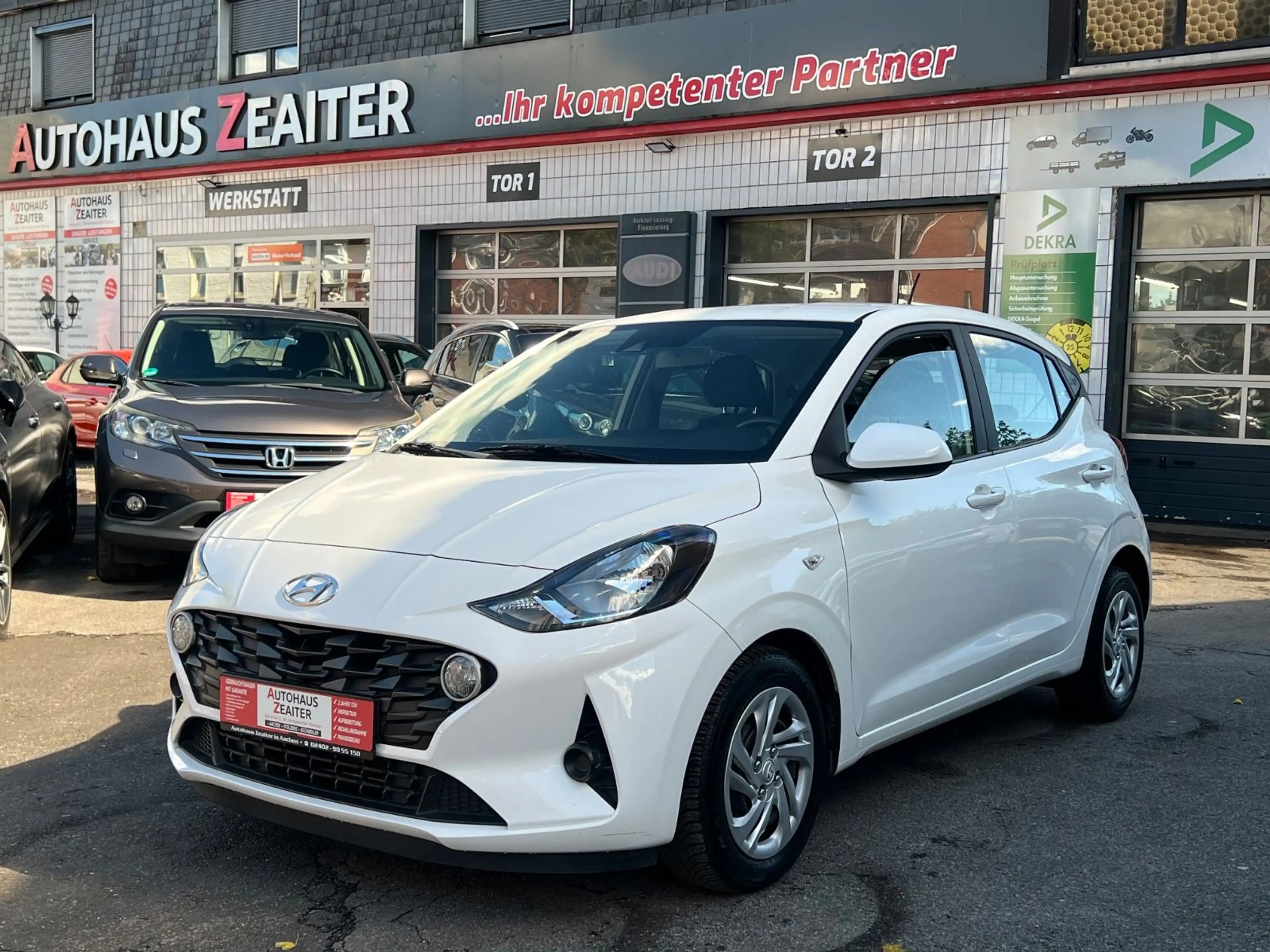 Hyundai i10 Select*Spurhalteassitent*Tüv*Inspektion* — photo 2