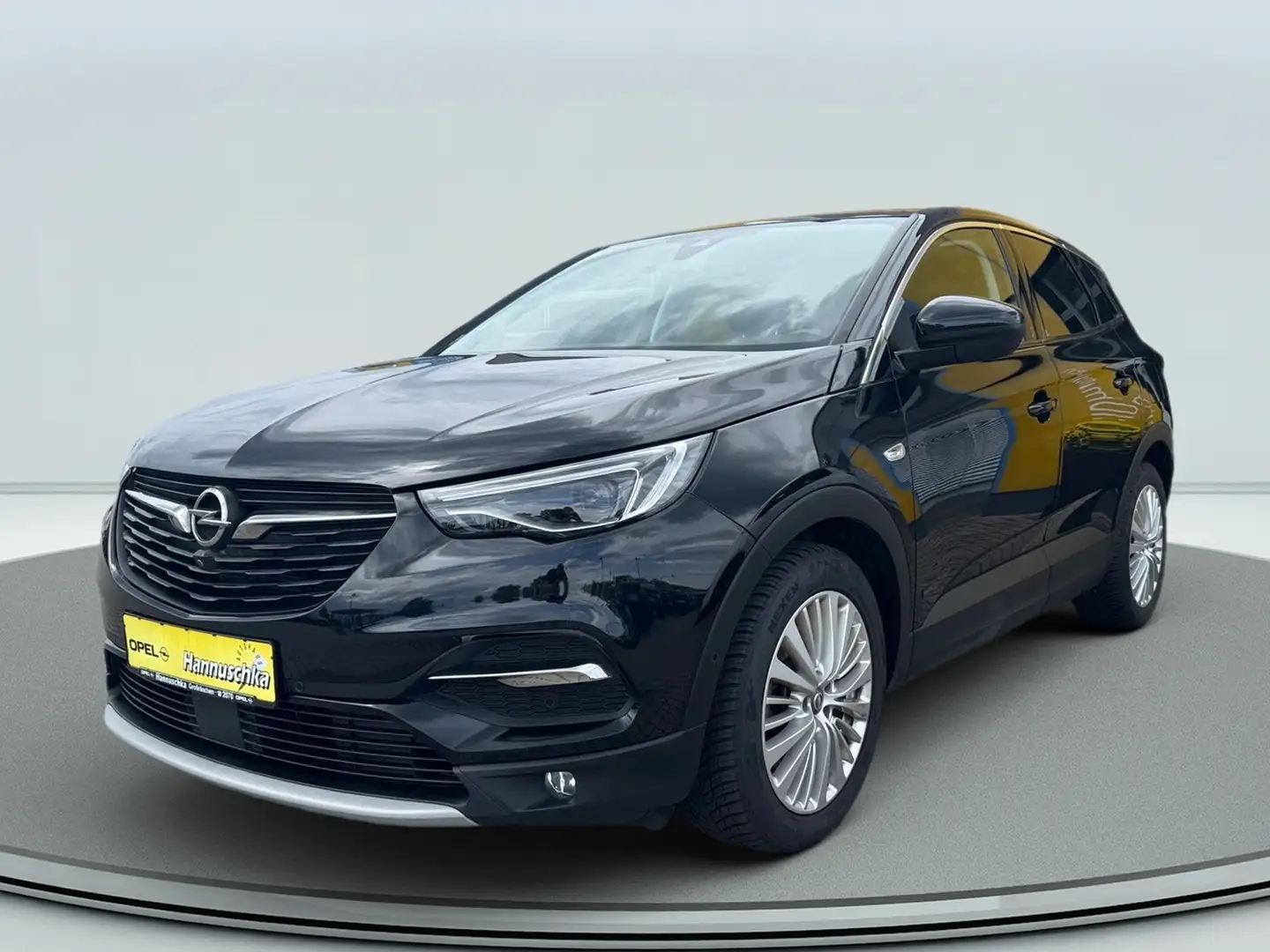 Opel Grandland Innovation Plug-in-Hybrid Schwarz - 2