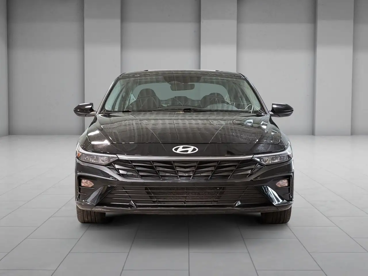 Hyundai ELANTRA fotografie Hyundai ELANTRA