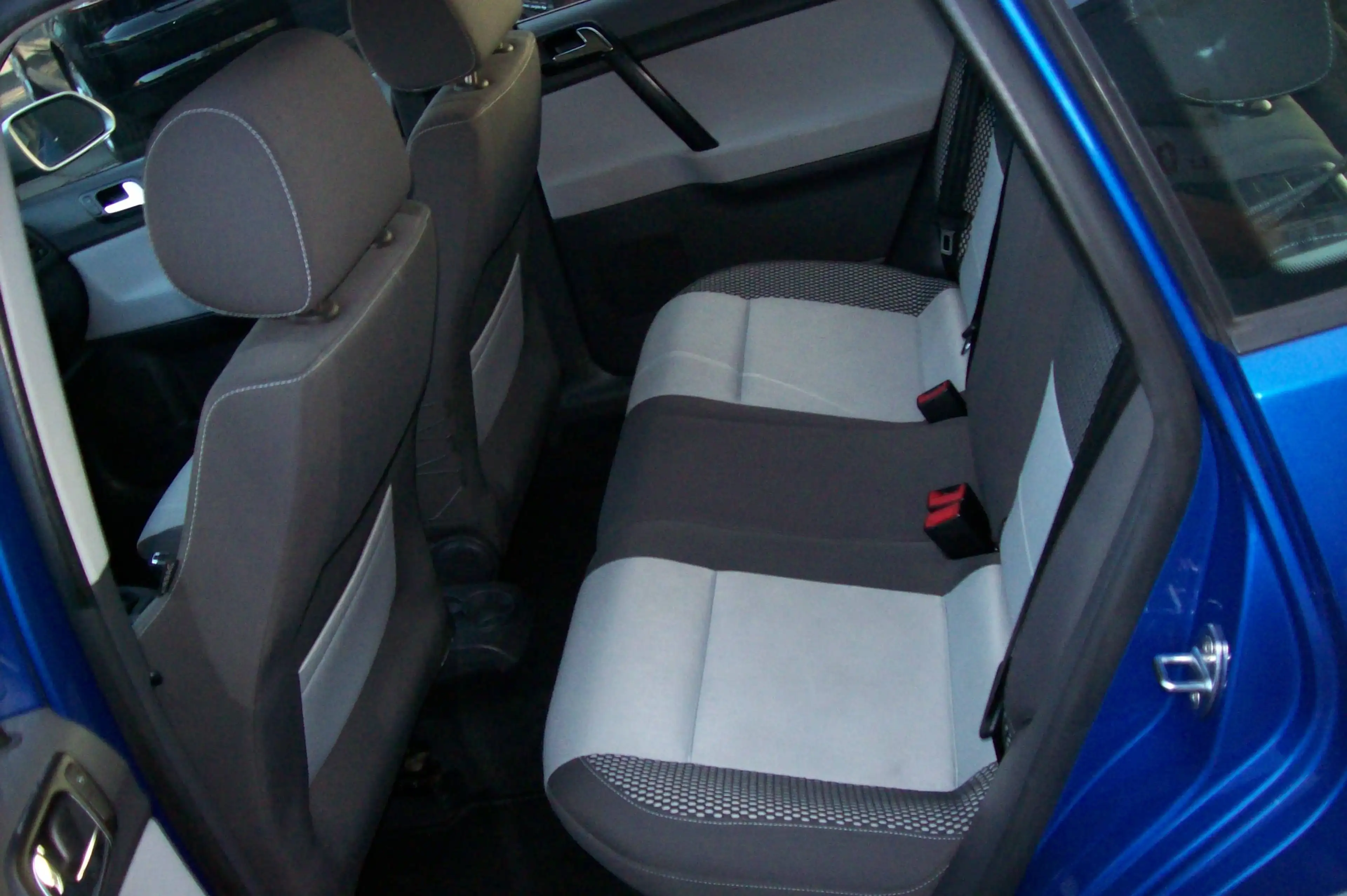 Volkswagen Polo Cross CrossPolo — photo 11