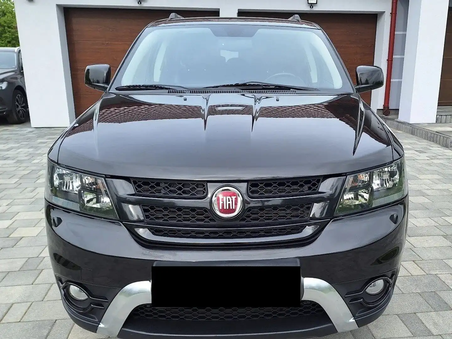 Fiat Freemont Freemont 2.0 Multijet 16V DPF Automatik AllradCros Schwarz - 1