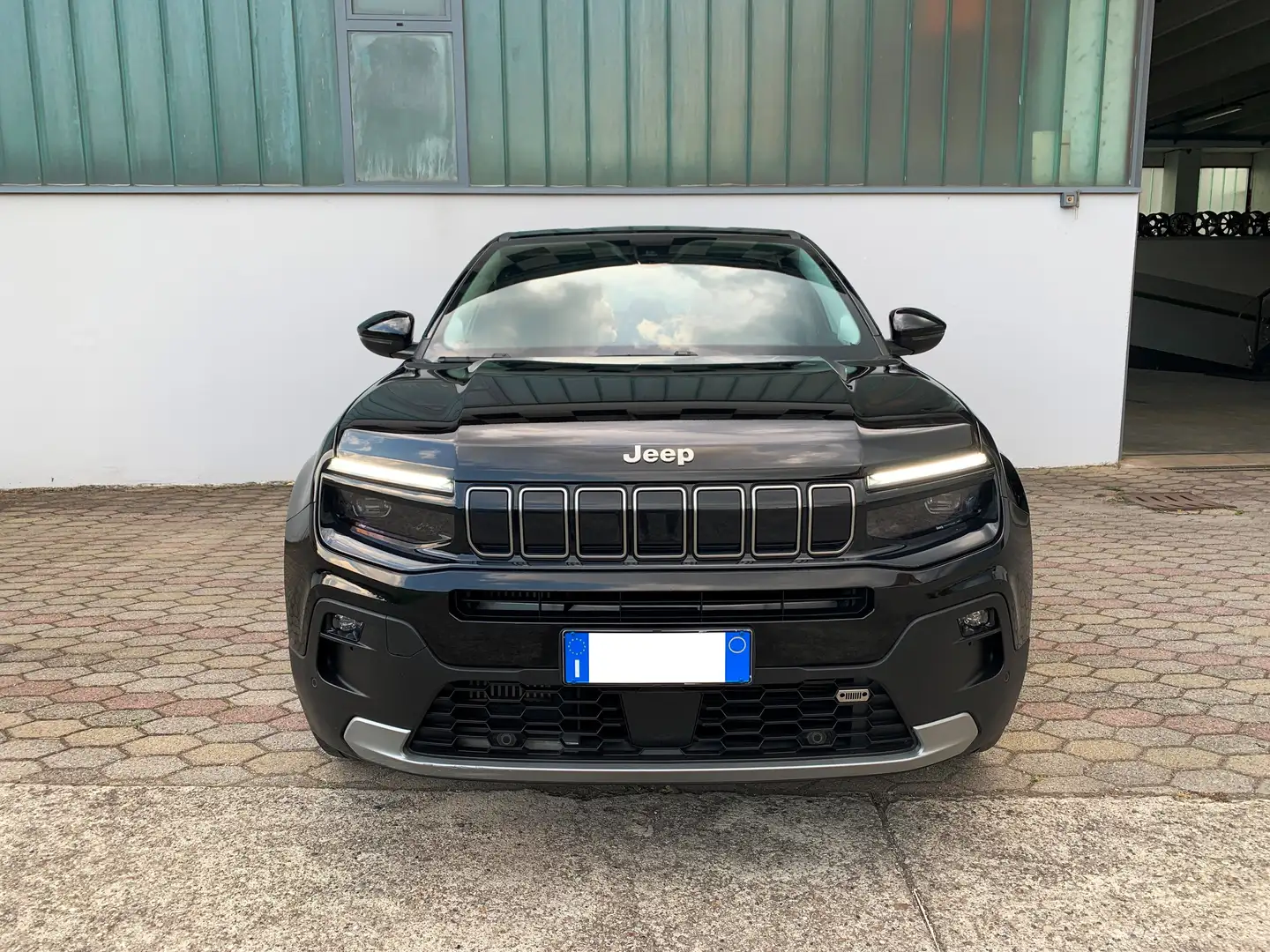 Jeep Avenger 1.2 T SUMMIT CARPLAY LED CRUISE TELEC PDC UNIP Nero - 2
