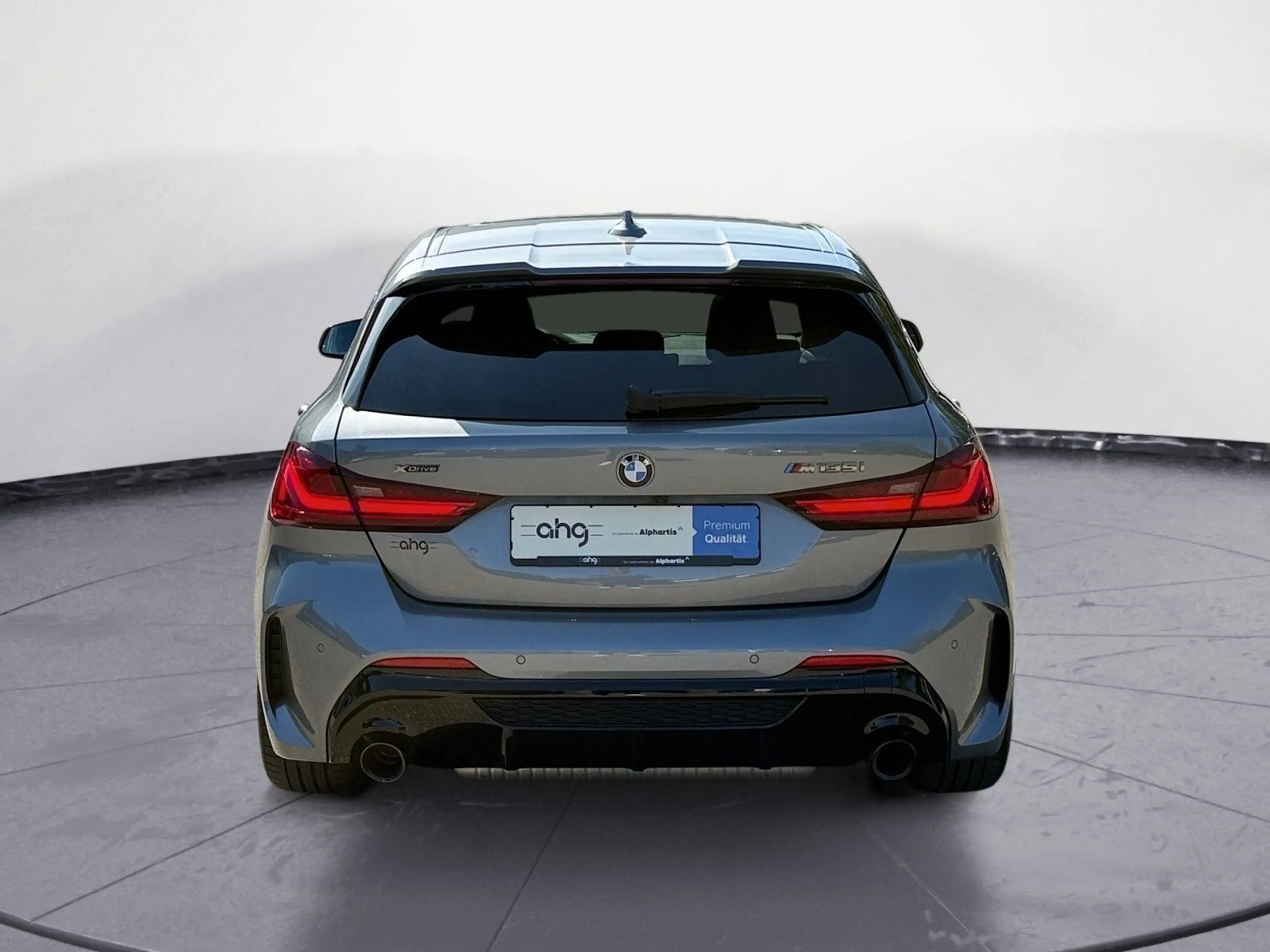 BMW 135 i xDrive M Performance Paket Panorama HiFi D — photo 6