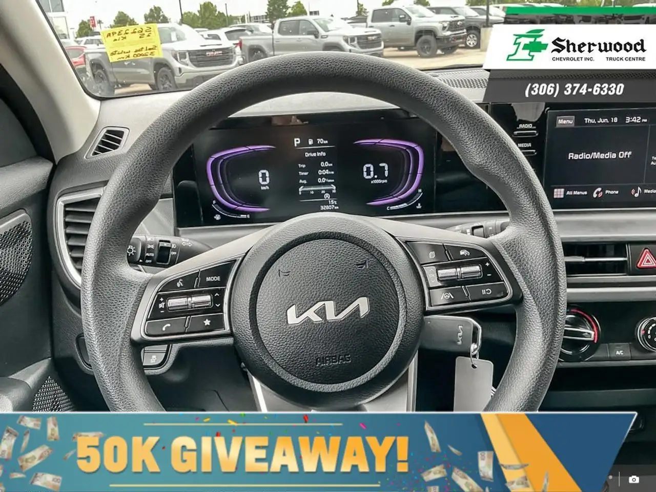 Kia Seltos снимка Kia Seltos