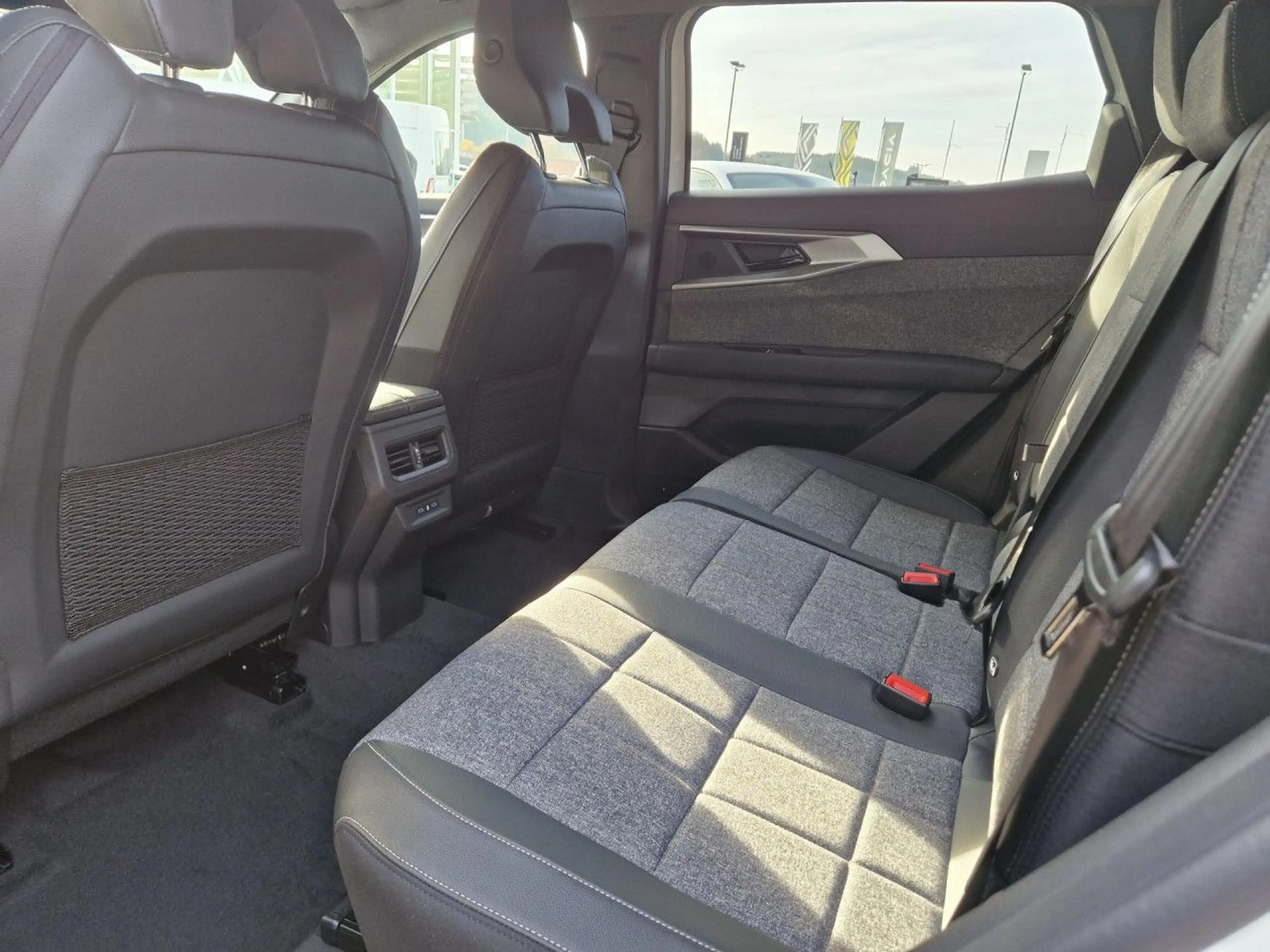 Renault Espace 6 Techno Full Hybrid 200 NAVI KAMERA LED — photo 15