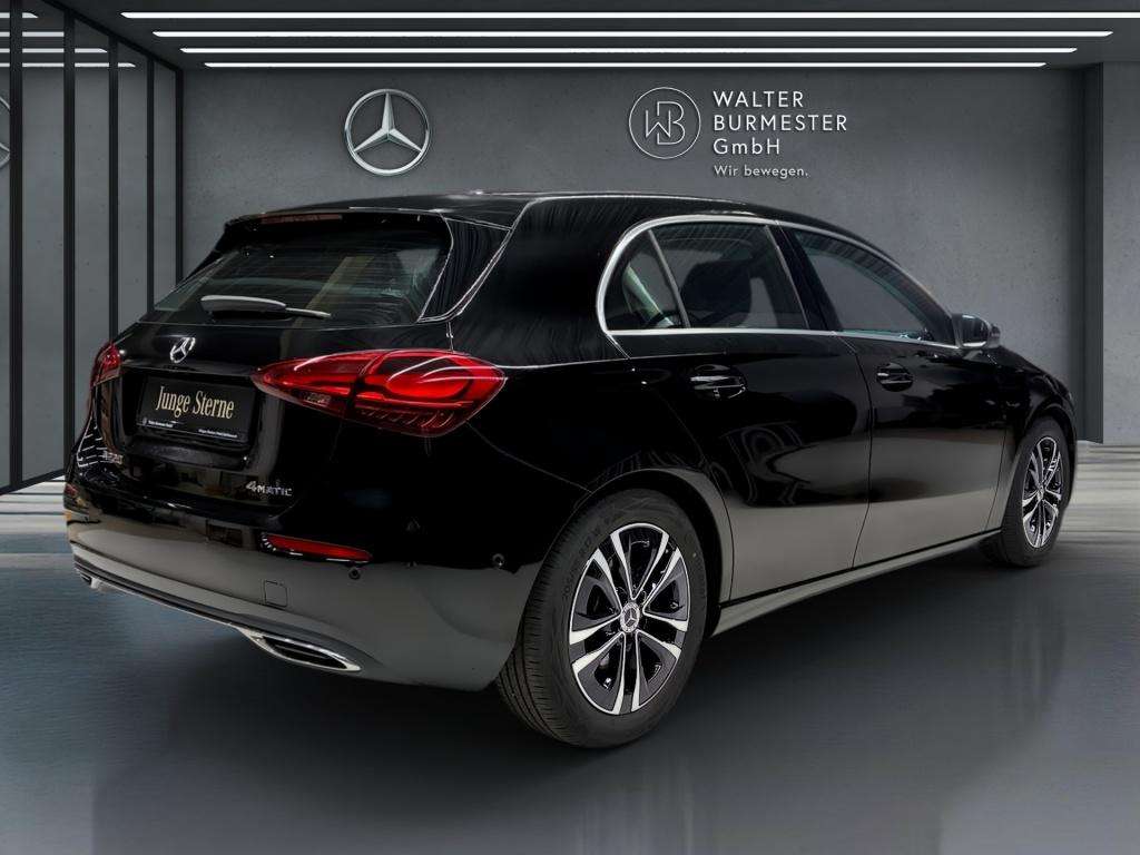 Mercedes-Benz A 220