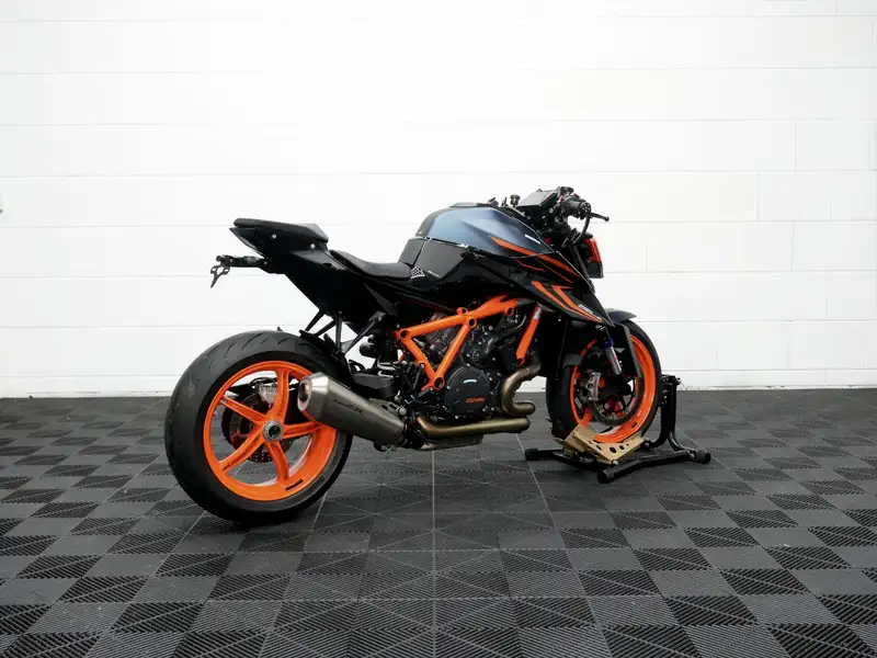 KTM 1290 Super Duke R - foto 5
