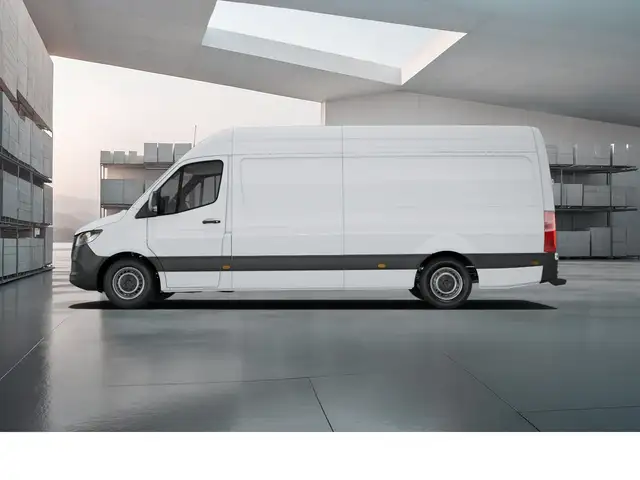 Mercedes-Benz Sprinter view 3