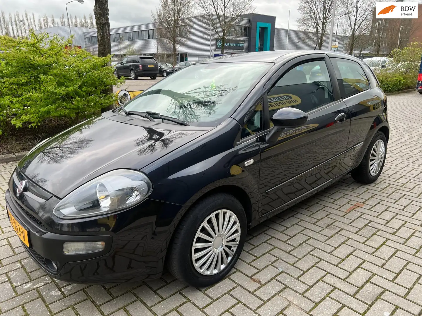 Fiat Punto Evo 1.4-16V Multiair Dynamic - AIRCO - NAVIGATIE ! Nero - 1