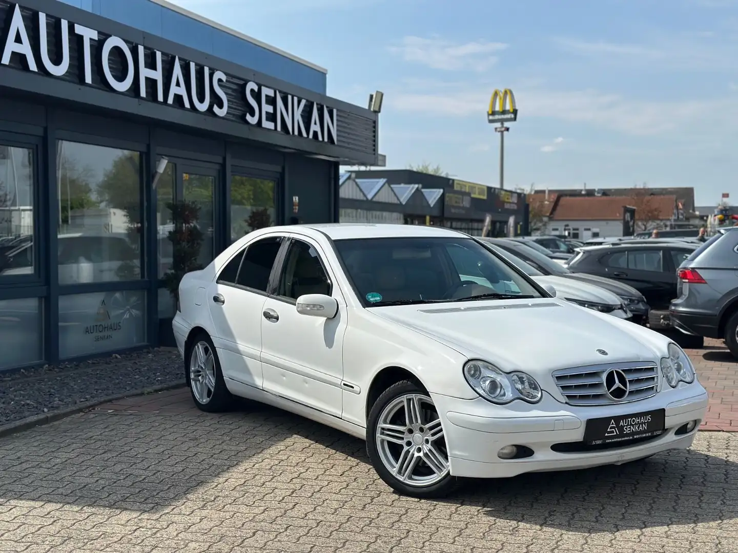 Mercedes-Benz C 270 CDI*AHK*KLIMA*LEDER*17ALU* Weiß - 1