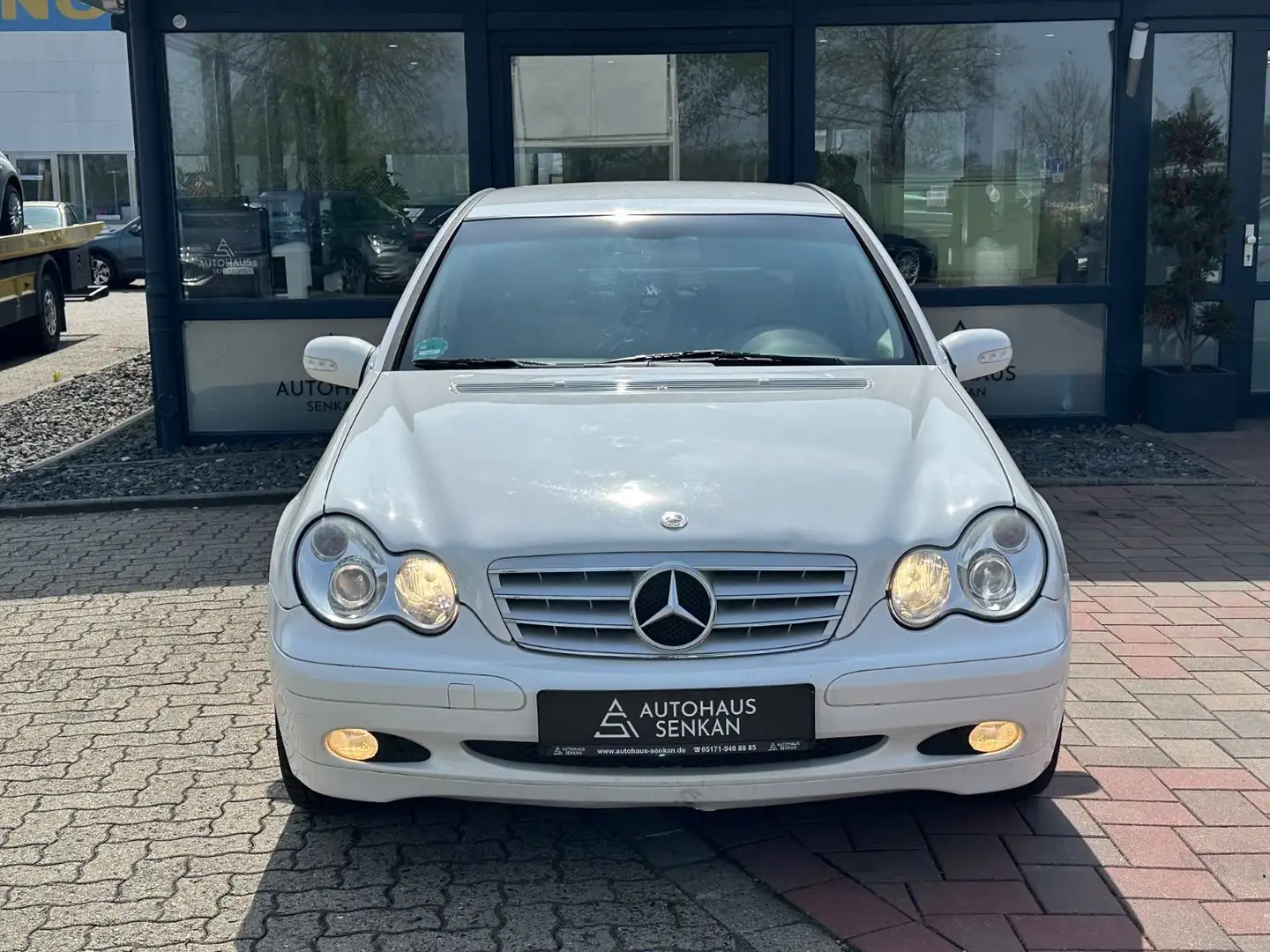 Mercedes-Benz C 270 CDI*AHK*KLIMA*LEDER*17ALU* Weiß - 2
