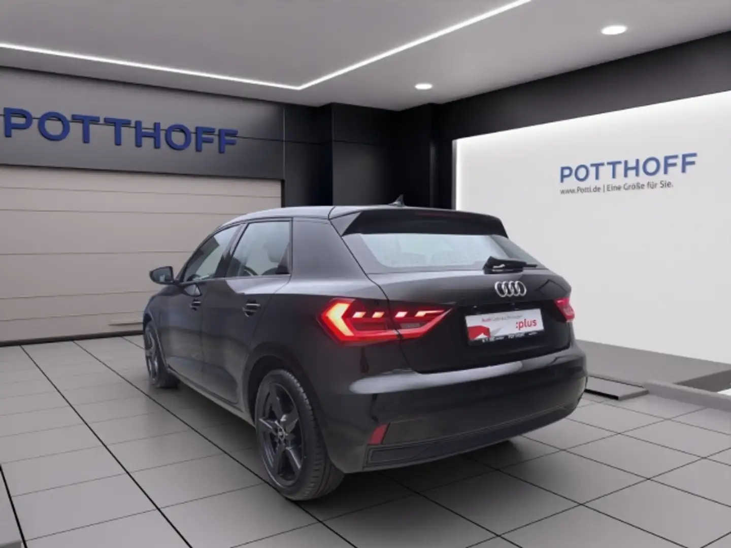 Audi A1 Sportback 25 TFSI PDC LED SITZHZG GRA Schwarz - 2