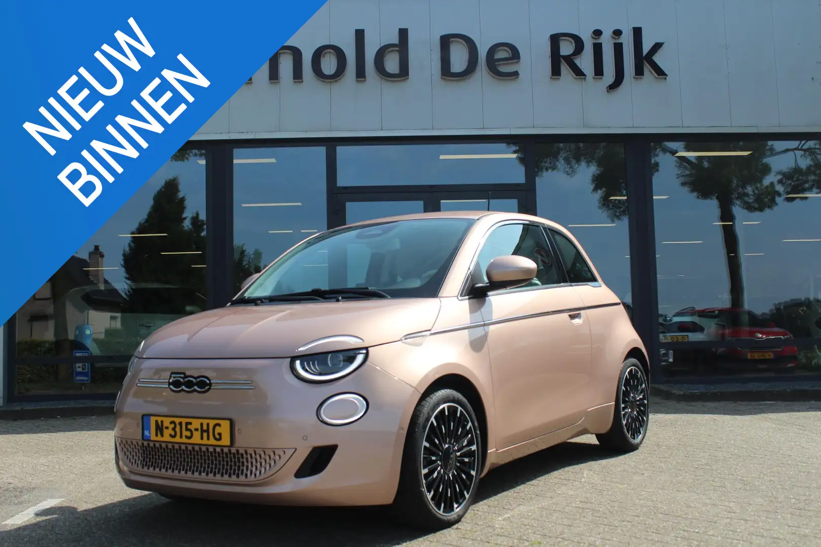 Fiat 500e 3+1 La Prima 42 kWh Rood - 1