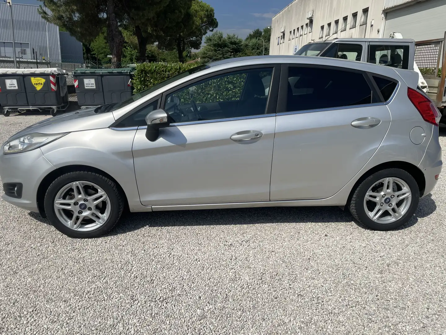 Ford Fiesta GPL Titanium Grigio - 2