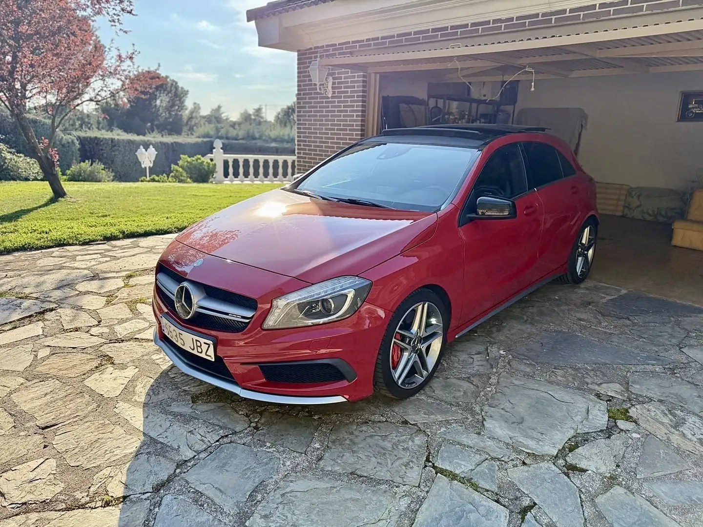 Mercedes-Benz A 45 AMG 4Matic 7G-DCT Rojo - 2