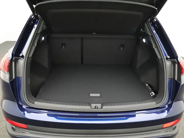 Audi Q4 e-tron view 14